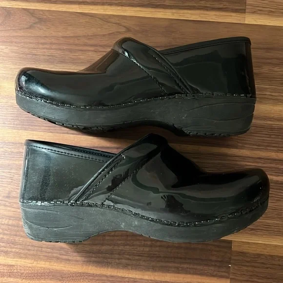 Dansko Clogs - Picture 2 of 5